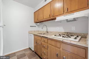 10444 Rockville Pike, Rockville, MD 20852 - Photo 10