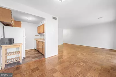 10444 Rockville Pike #302, Rockville, MD 20852 - Photo 8