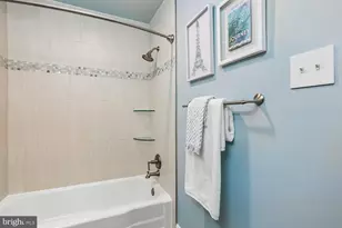 11513 Lockhart Pl, Silver Spring, MD 20902 - Photo 12