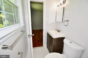 11404 Soward Dr, Kensington, MD 20895 - Photo 28