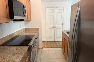 7861 Coddle Harbor Ln, Potomac, MD 20854 - Photo 8