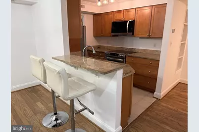 7861 Coddle Harbor Lane #29, Potomac, MD 20854 - Photo 4