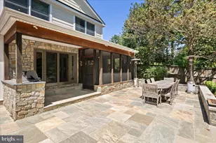 6413 Kenhowe Dr, Bethesda, MD 20817 - Photo 16
