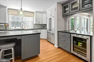 6413 Kenhowe Dr, Bethesda, MD 20817 - Photo 4