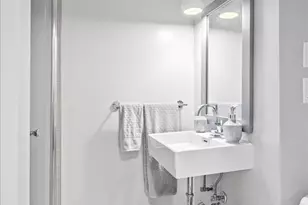 6413 Kenhowe Dr, Bethesda, MD 20817 - Photo 54