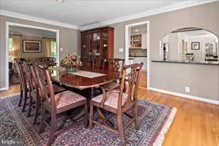 6413 Kenhowe Dr, Bethesda, MD 20817 - Photo 22