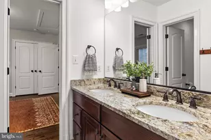 9210 Bulls Run Pkwy, Bethesda, MD 20817 - Photo 38
