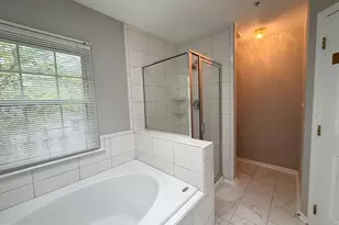8 Diamond Hill Ct, Germantown, MD 20874 - Photo 10