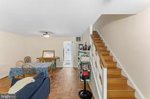 9884 Hollow Glen Pl, Silver Spring, MD 20910 - Photo 10