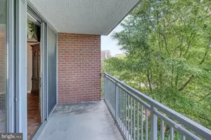 11710 Old Georgetown, North Bethesda, MD 20852 - Photo 18