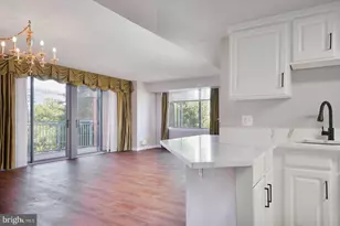 11710 Old Georgetown, North Bethesda, MD 20852 - Photo 2