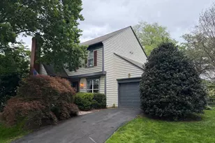 9413 Vineyard Haven Dr, Montgomery Village, MD 20886 - Photo 1