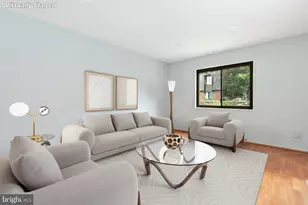 9507 Fern Hollow Way, Montgomery Village, MD 20886 - Photo 8