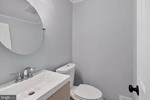 830 College Pkwy, Rockville, MD 20850 - Photo 12