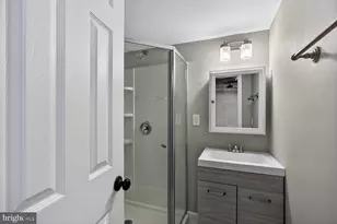 830 College Pkwy, Rockville, MD 20850 - Photo 16