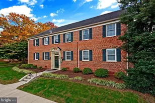 2214 Colston Dr, Silver Spring, MD 20910 - Photo 2