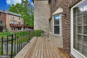 7709 Heatherton Ln, Rockville, MD 20854 - Photo 16