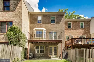 7709 Heatherton Ln, Rockville, MD 20854 - Photo 36