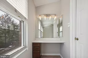 704 Suffield Dr, Gaithersburg, MD 20878 - Photo 12