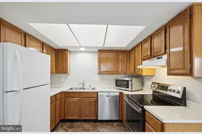 704 Suffield Drive, Gaithersburg, MD 20878 - Photo 8
