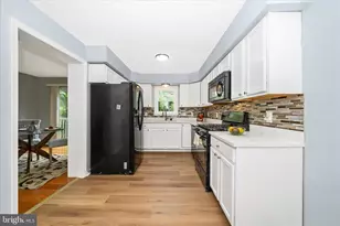 713 Seek Ln, Silver Spring, MD 20912 - Photo 4