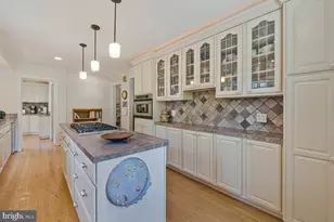 8519 Hazelwood Dr, Bethesda, MD 20814 - Photo 6