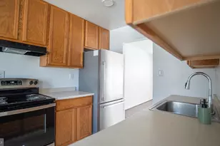 11748 Trophy Ct, Germantown, MD 20876 - Photo 8
