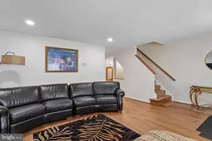 18219 Fox Chase Cir, Olney, MD 20832 - Photo 10