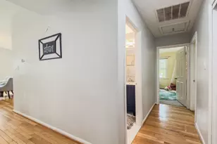 5 Tripoley Ct, Gaithersburg, MD 20878 - Photo 18