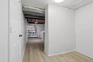 403 Carl St, Rockville, MD 20851 - Photo 32