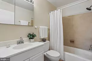 240 Watts Branch Pkwy, Rockville, MD 20850 - Photo 22