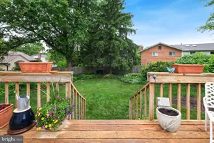 8815 Postoak Rd, Potomac, MD 20854 - Photo 12