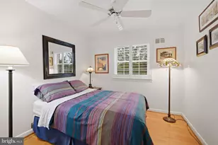 8815 Postoak Rd, Potomac, MD 20854 - Photo 30