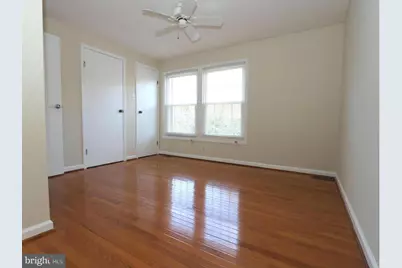 8907 Barrowgate Court, Potomac, MD 20854 - Photo 12