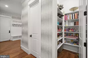 8204 Caraway St, Cabin John, MD 20818 - Photo 30