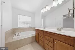 23459 Arora Hills Dr, Clarksburg, MD 20871 - Photo 34