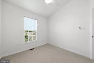 23459 Arora Hills Dr, Clarksburg, MD 20871 - Photo 32