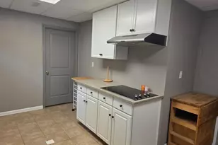 401 Stonington Rd, Silver Spring, MD 20902 - Photo 8