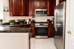15 Swanton Ln, Gaithersburg, MD 20878 - Photo 4