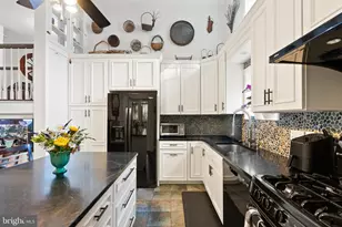 11112 Nicholas Dr, Silver Spring, MD 20902 - Photo 10