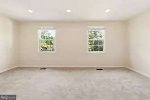 211 Firehouse Ln, Gaithersburg, MD 20878 - Photo 38