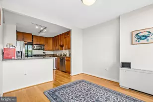 7333 New Hampshire Ave, Takoma Park, MD 20912 - Photo 4