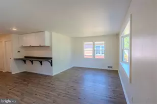 12324 Centerhill St, Silver Spring, MD 20902 - Photo 6