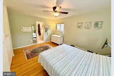 6424 Hollins Drive, Bethesda, MD 20817 - Photo 18