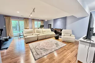 6424 Hollins Dr, Bethesda, MD 20817 - Photo 26