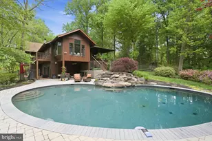 21605 Gentry Ln, Brookeville, MD 20833 - Photo 4