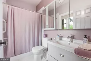 21605 Gentry Ln, Brookeville, MD 20833 - Photo 10