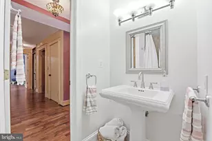 21605 Gentry Ln, Brookeville, MD 20833 - Photo 8