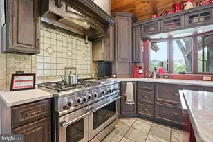 21605 Gentry Ln, Brookeville, MD 20833 - Photo 34