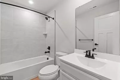 9826 Posterity Ln, Montgomery Village, MD 20886 - Photo 8